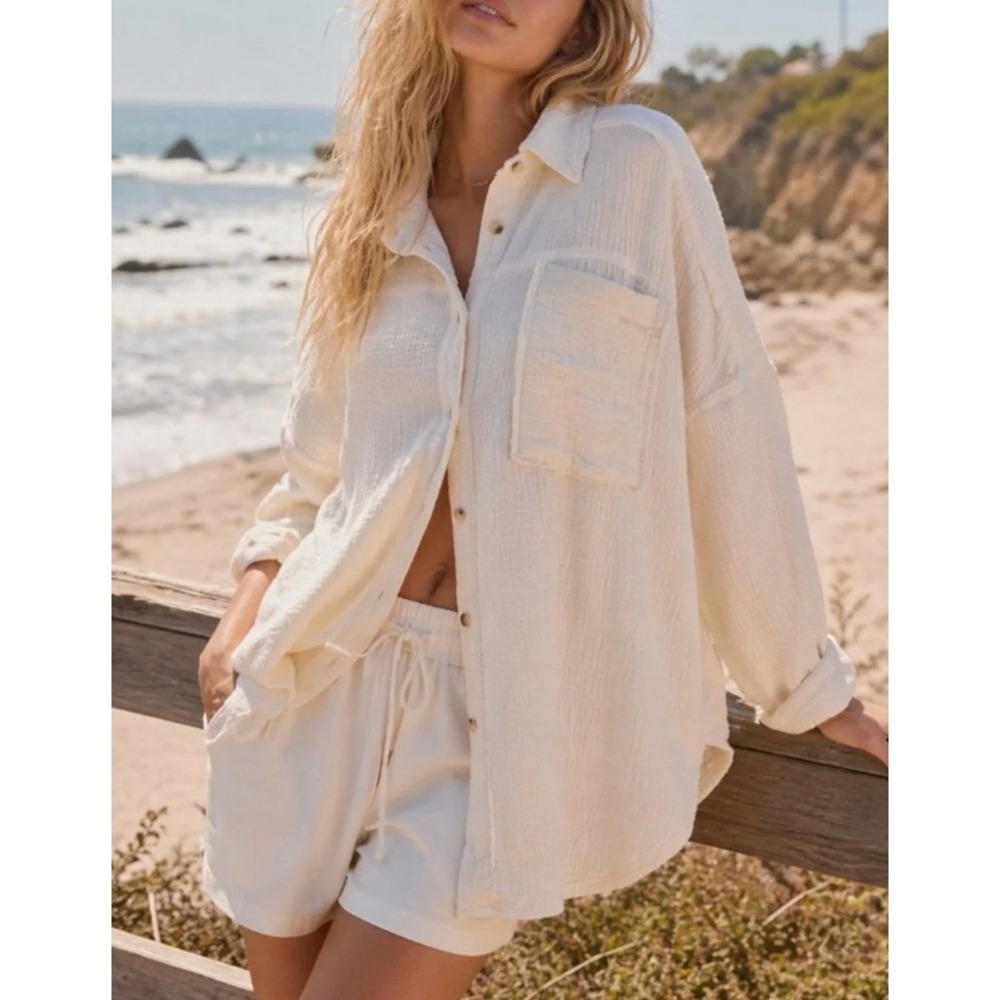 We The Free Button Down Shirt Womens Small White Gauze Raw Hem Top - Picture 2 of 10